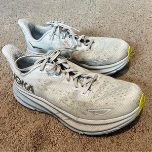 Women’s Hoka Clifton Size 9.5 in Color: Nimbus Cloud / Ice Water